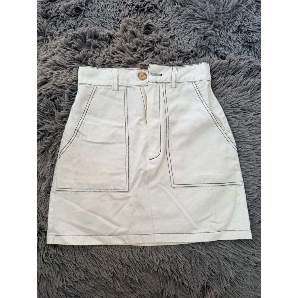 กระโปรงสีขาว Beming.bkk