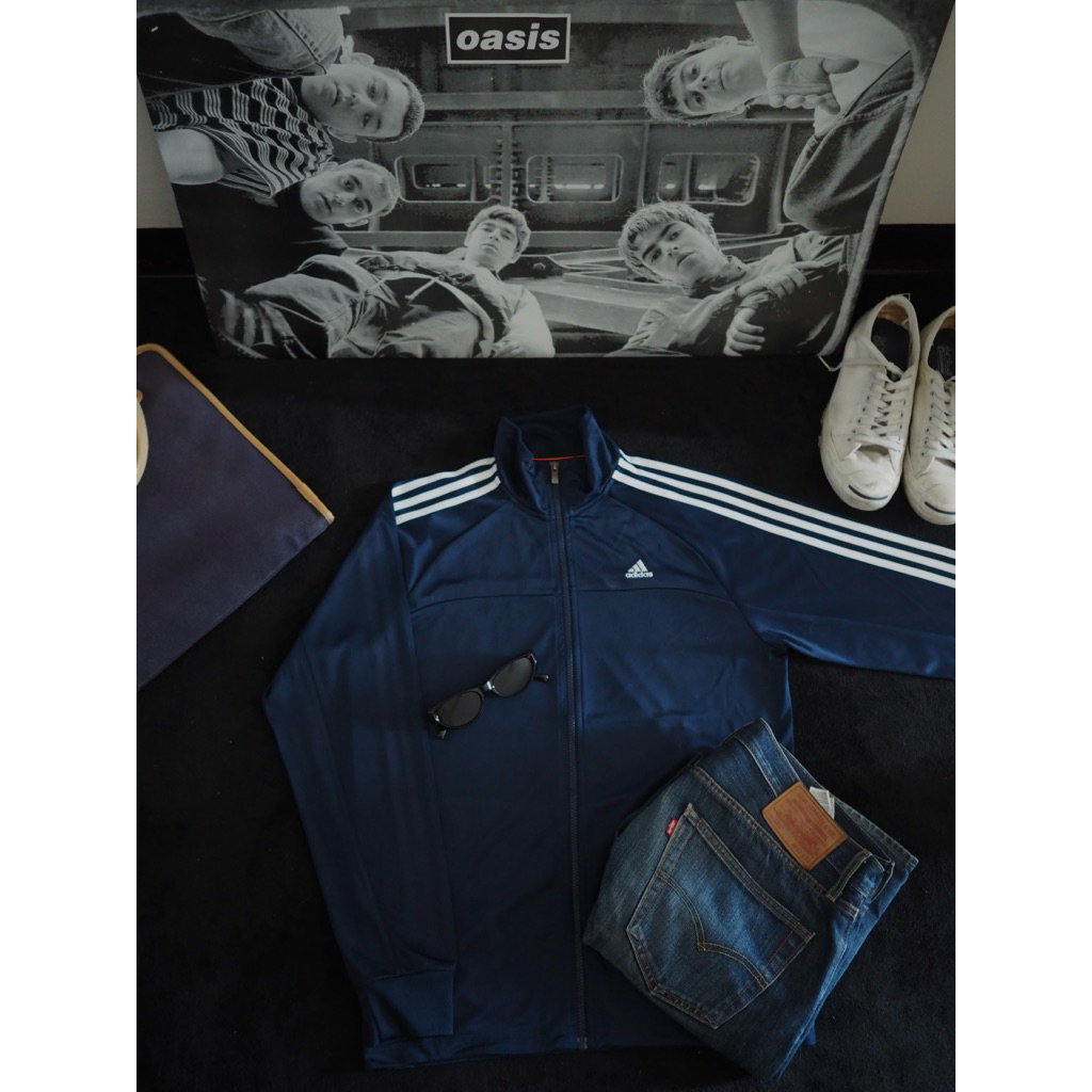 เสื้อAdidas jacket คอทรง oasisมือสองของเเท้