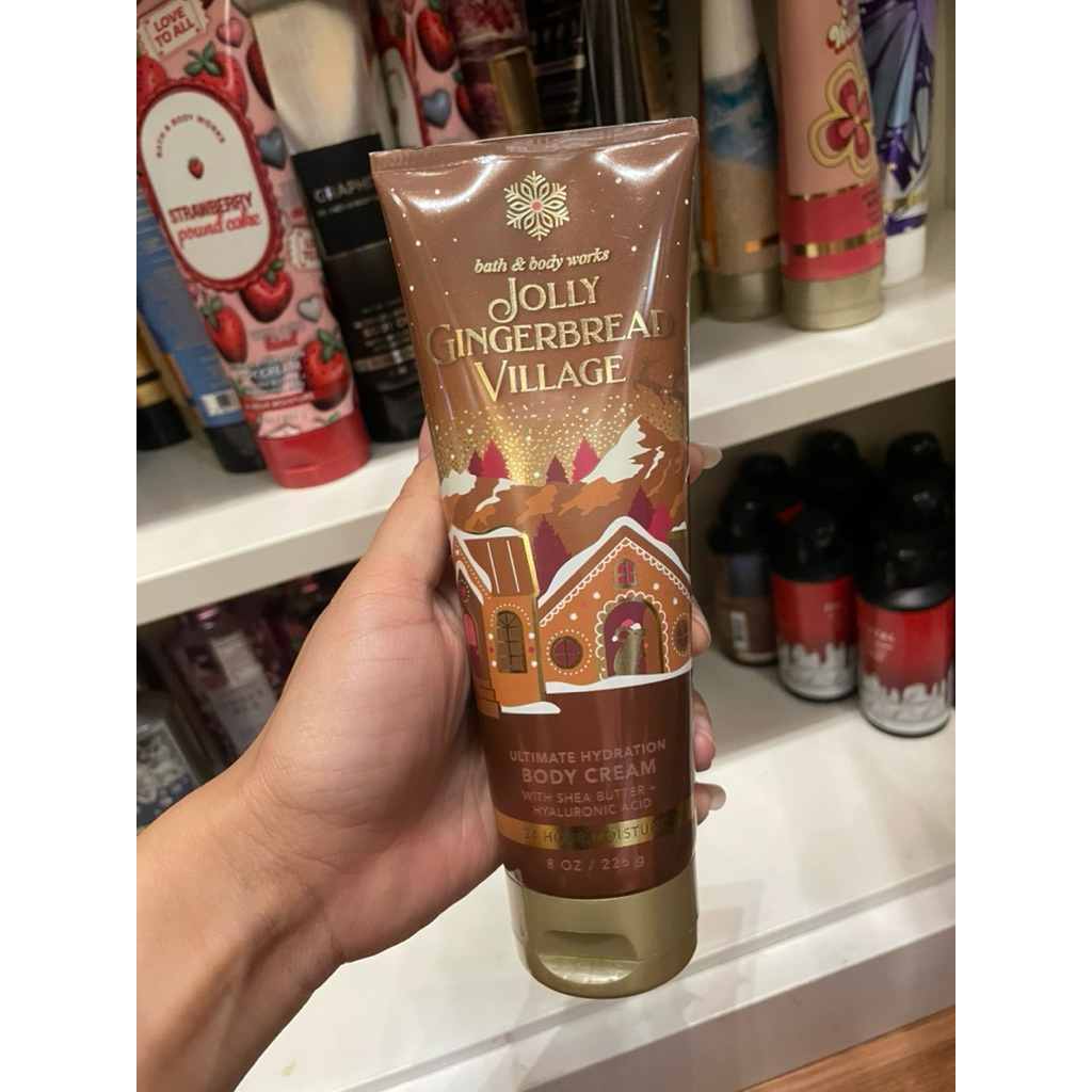 Bath & Body Works Jolly Gingerbread Village Ultimate Hydration Body Cream 226g.