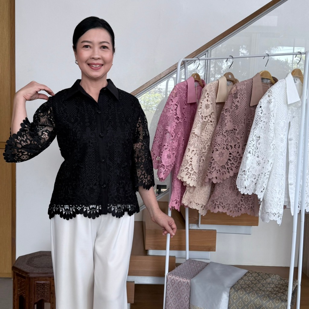 เสื้อลูกไม้คอตตอนซับในลินิน ผู้ใหญ่ อก 38" 40" 42" 44" 46" 48" 50" 52' 54' อินกะออย In Ka Oil สีกลีบบัว/ขาว/ดำ/น้ำตาล