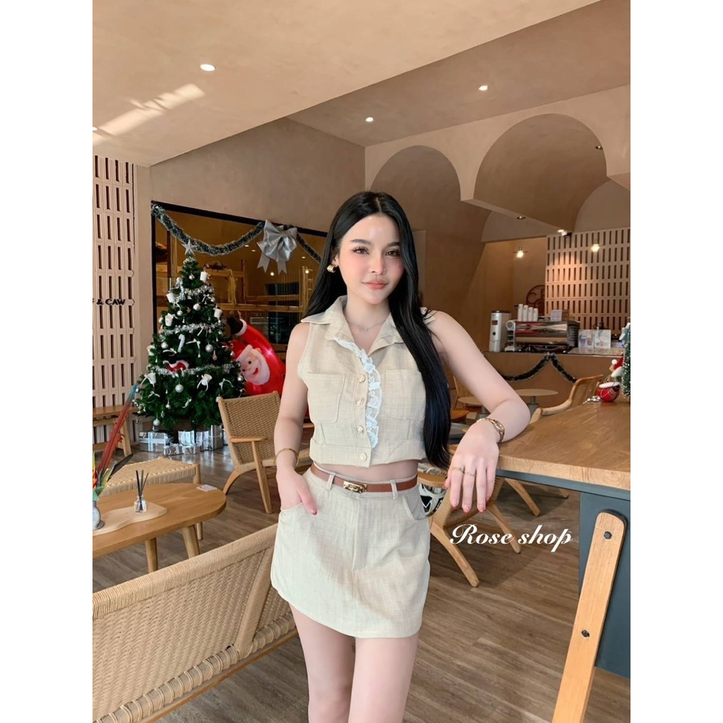 Phapassz - เซ็ต 3 ชิ้น เสื้อคอปกแขนกุดแต่งลูกไม้หรู พร้อมกระโปรงมีกระเป๋าข้าง แถมเข็มขัด สุดคิ้วท์  