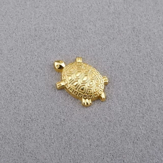 (สินค้าสมนาคุณ) เต่ามงคลนำโชค ซุบสีทอง 18k ของขวัญพิเศษ จำนวนจำกัด แถมฟรี! สำหรับลูกค้า Gray & Gold Jewelry