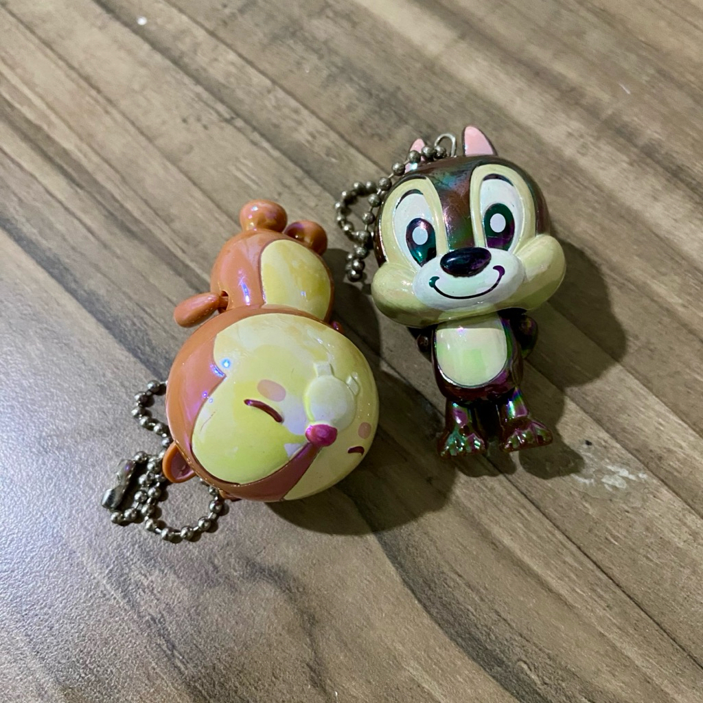พวงกุญแจโฮโลแกรม Disney🥜Chip ‘n Dale แท้💯