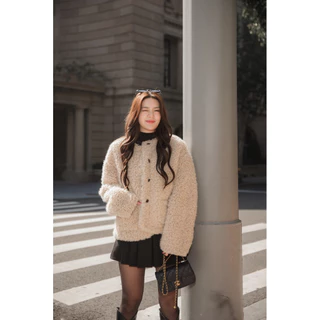 Pokky jacket ( ใส่ได้ 2 ด้าน ) แจกเกตขนปุยน่ารักมากกกก กันหนาวได้จริงนะคะ สามารถใส่ได้ 2 ด้านเลย