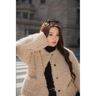 Pokky jacket ( ใส่ได้ 2 ด้าน ) แจกเกตขนปุยน่ารักมากกกก กันหนาวได้จริงนะคะ สามารถใส่ได้ 2 ด้านเลย