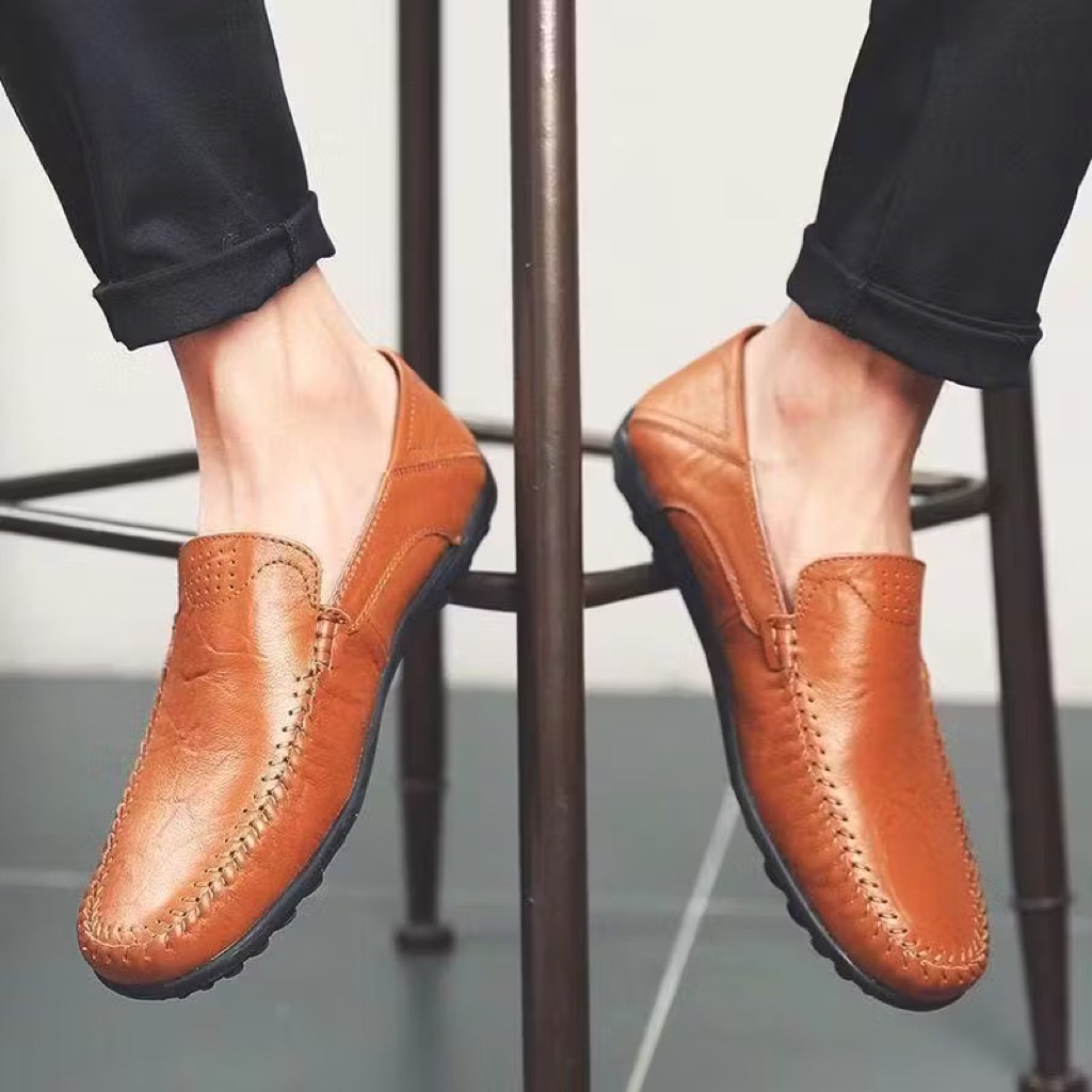 E20 รองเท้าหนัง ลําลองผู้ชาย (ไม่มีกล่อง)