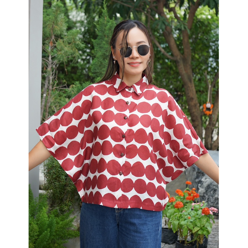 5th Jan เสื้อลินินแท้ 100% คอปก กระดุมผ่าหน้า แขนในตัว ทรงเสื้อปีกค้างคาว อกกว้าง-ชายสอบ