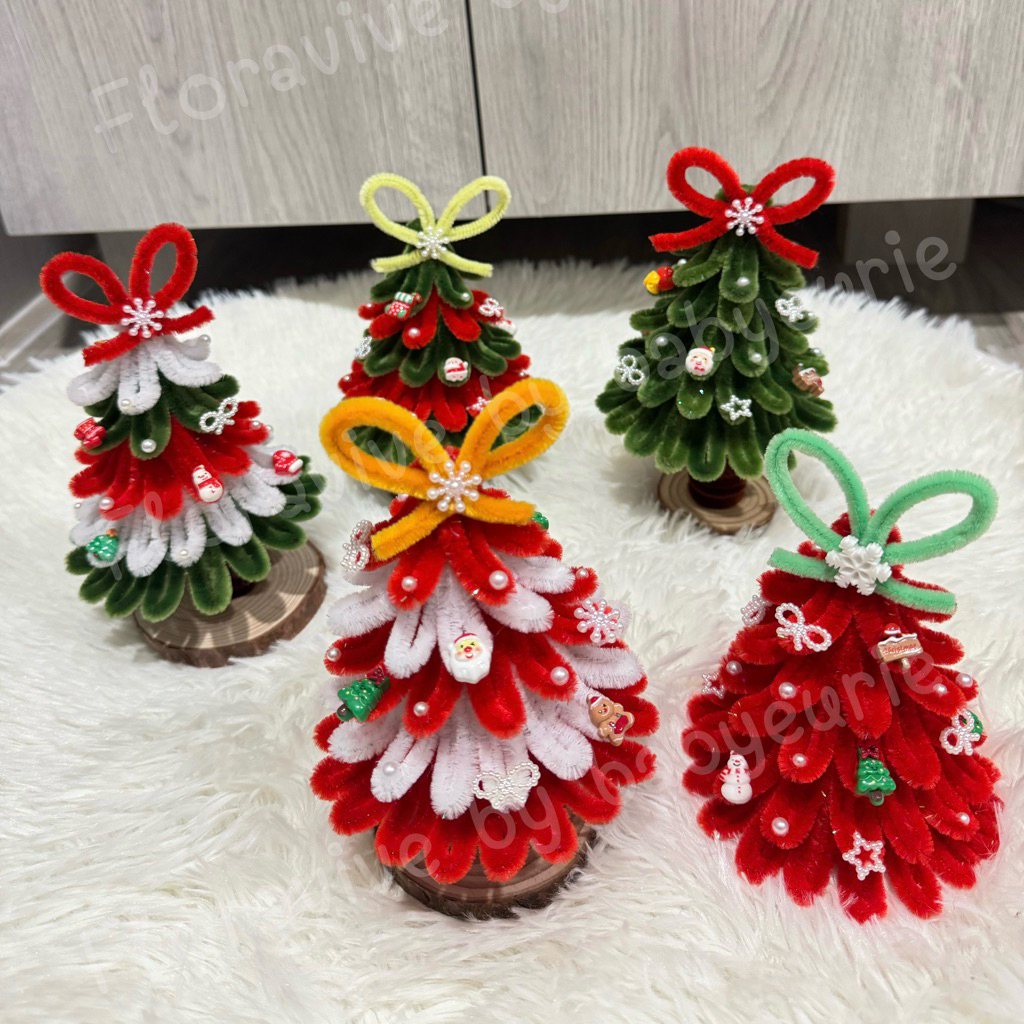 ต้นคริสต์มาส 🎄✨ (รุ่นตั้งโต๊ะ) ขดลวดกำมะหยี่ งาน handmade 🩷