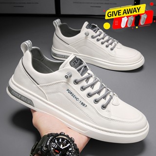 ถุงเท้าฟรี✨รองเท้าหนังลำลองผู้ชายรุ่นใหม่ รองเท้าผ้าใบกีฬา อ…