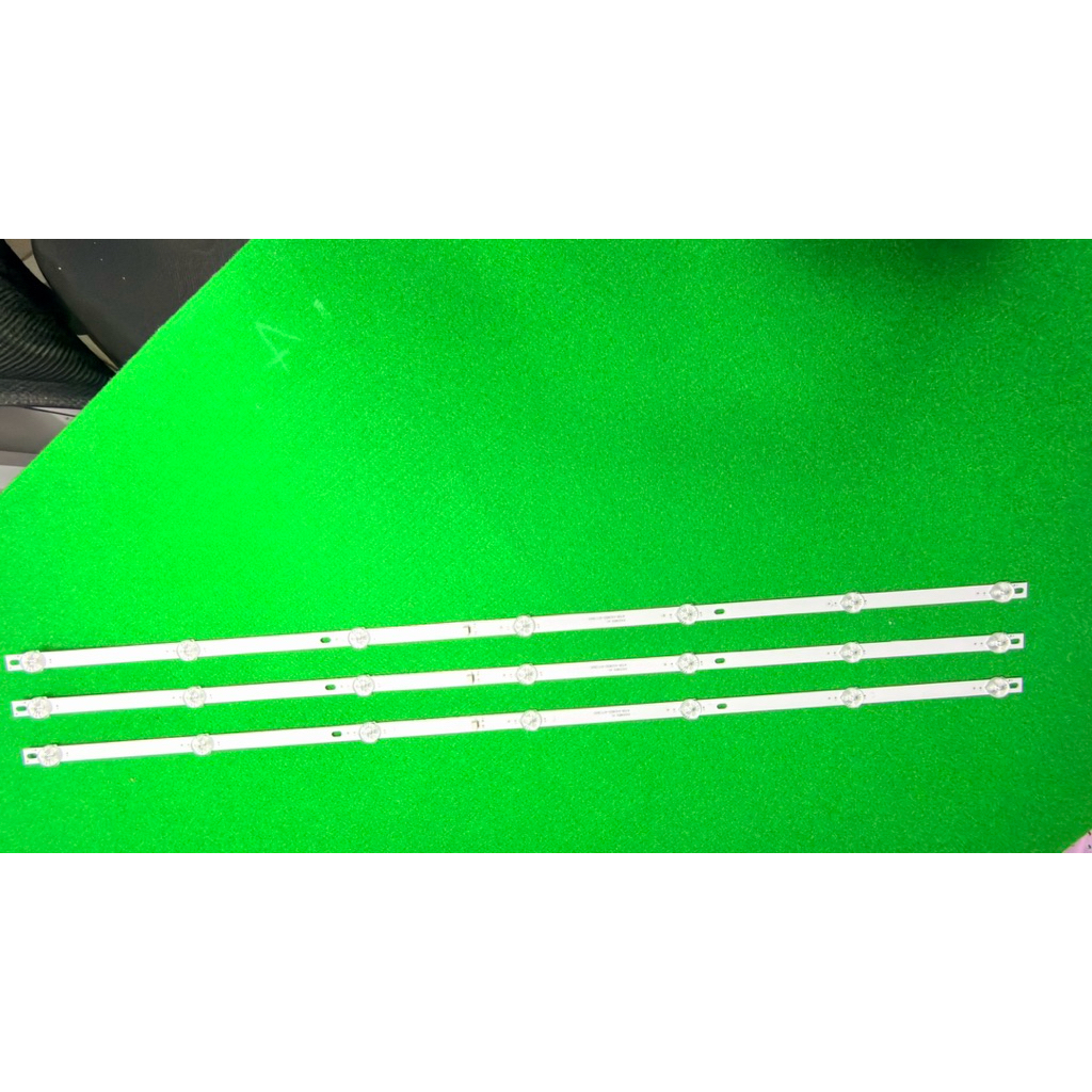 หลอดไฟ ACONATIC 42 TV 420WDG:42HS600AN 3×7LED