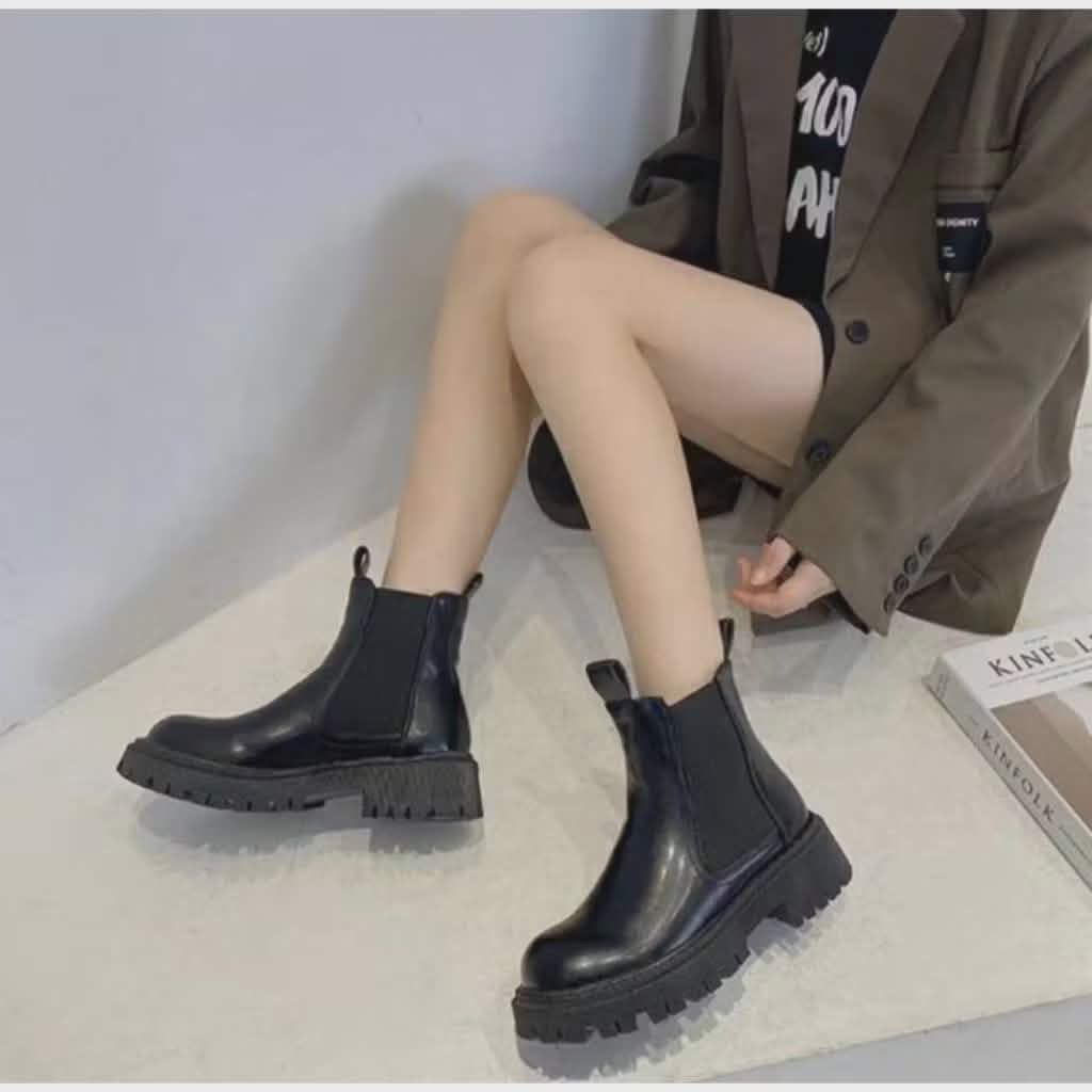 E69 รองเท้าบูท แฟชั่น ทรงสวย งานดี (ไม่มีกล่อง)