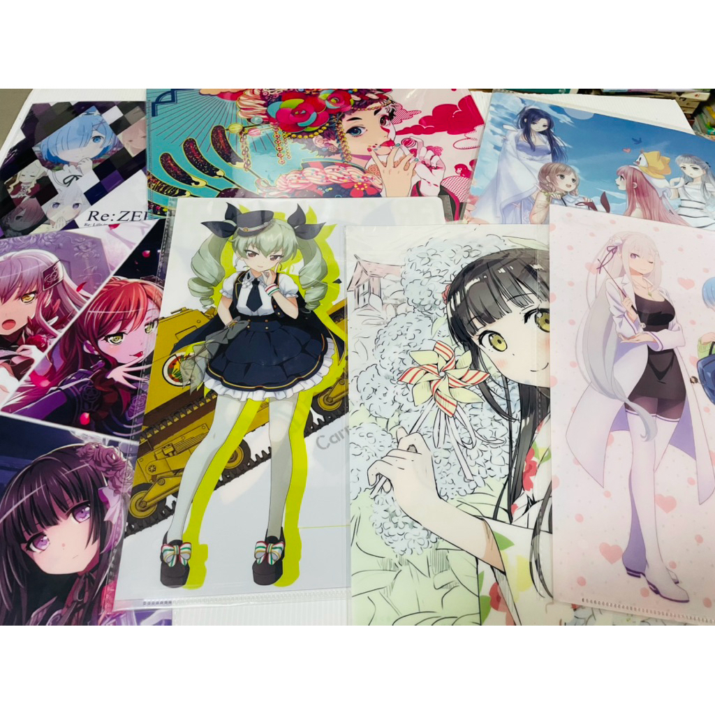 ใหม่ แฟ้มใส่เอกสารขนาด A4 ลายอนิเมะ 39 บาท