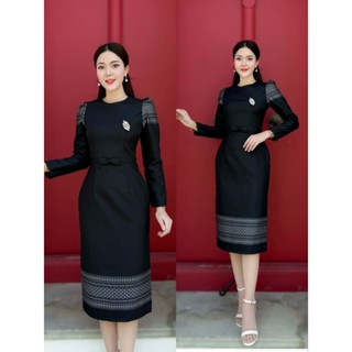 เดรสผ้าทออัดกาวทั้งชุดสีดำ