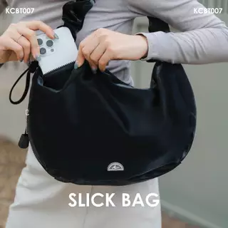 KIM&CO. ORIGINAL - SLICK BAG(KCBT007) กระเป๋า Crossbody มี 6 สี Black/Grey/White/Pink/Brown/Blue