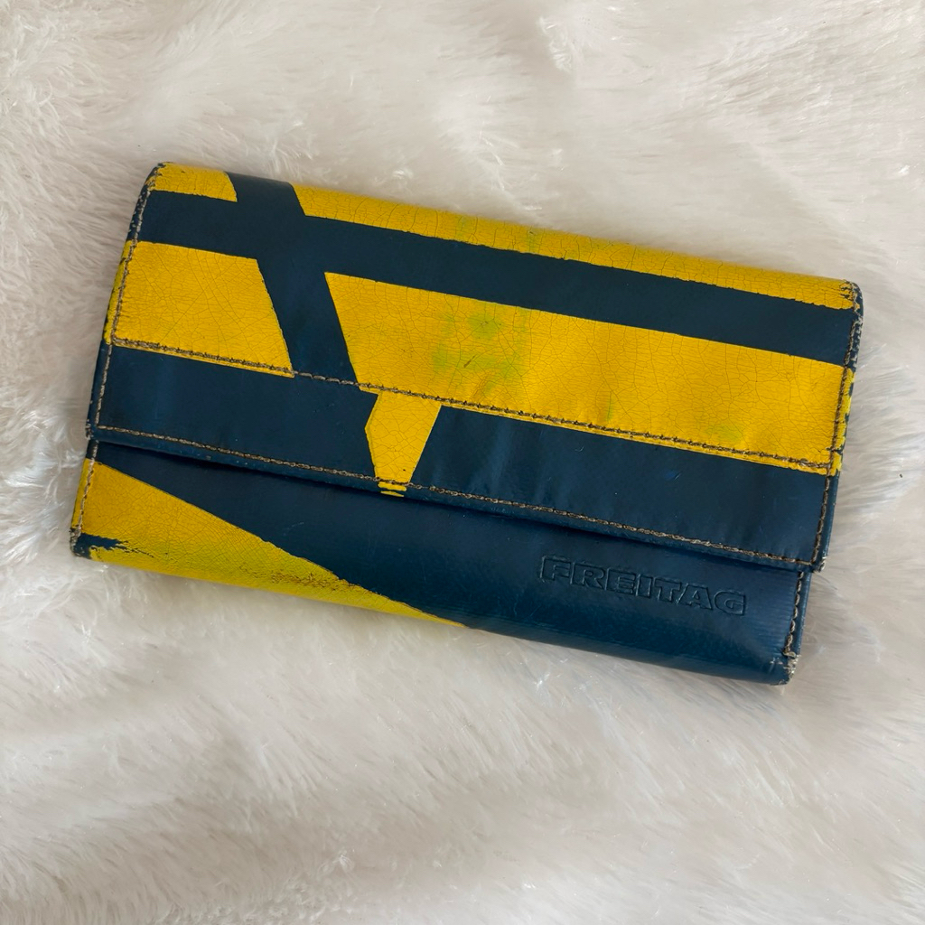 [มือสอง] กระเป๋าสตางค์ FREITAG F59 SAMANTHA