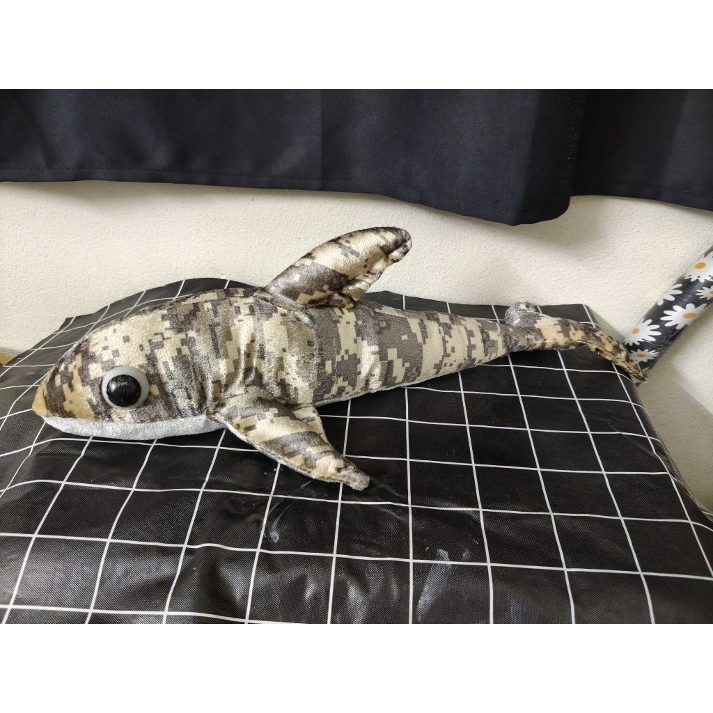 ตุ๊กตาปลาฉลาม ลายพราง Shark doll camo pattern