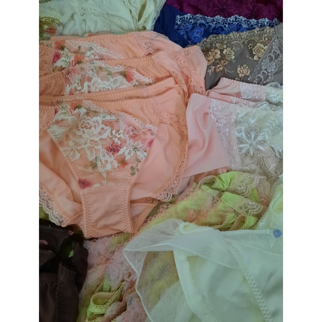 ของใหม่ กางเกงในวาโก้ Wacoal  ตัดป้าย ไซด์ s/m ใส่ได้คะ