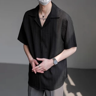 เสื้อเชิ้ตคอปกสไตล์เกาหลีทันสมัย ​​ใส่ได้ทั้งชายและหญิง เสื้อสีพื้นเรียบๆ มีสไตล์ เสื้อเชิ้ตสีดำขาวสำหรับผู้ชาย【COD】