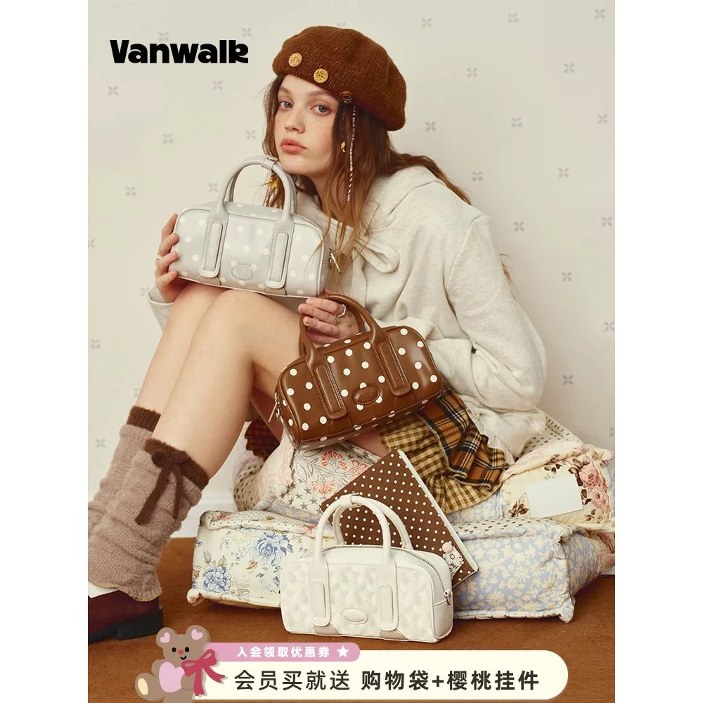 (pre-order) Vanwalk - polkadot boston bag รอบโปร ขอแท้