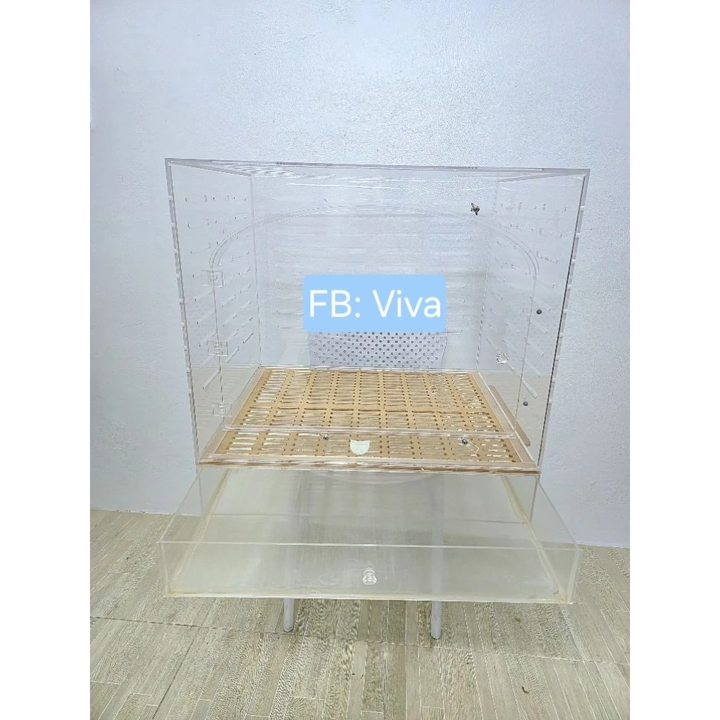 กรงอะคริลิคมือสองสีใส60*50*60 มีค่าจัดส่งอ่านรายละเอียดด้านล่าง หรือทักถาม thumbnail 7