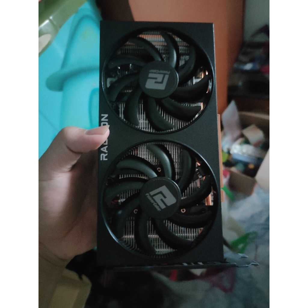 Rx 7600 8gb ประกัยไทยยาวๆ ราคาถูกๆเล่นเกมแรงๆ