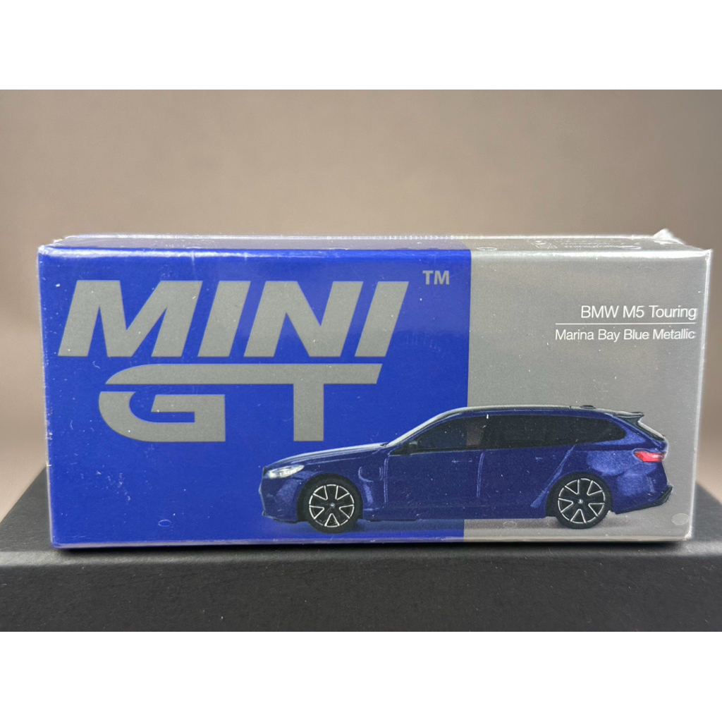 🔹BMW M5 Touring Marina Bay Blue Metallic #1080 Scale 1:64 ยี่ห้อ Mini gt
