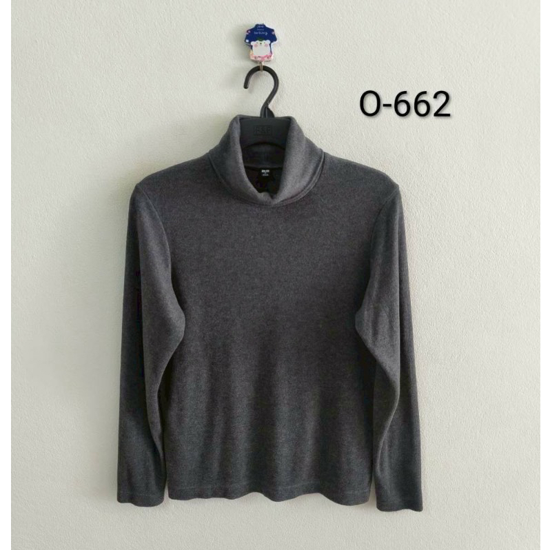 M(ญ) Heattech (O-662) แบรนด์ uniqlo ยูนิโคล่ ผ้าฟลีซ หนานุ่ม คอเต่า