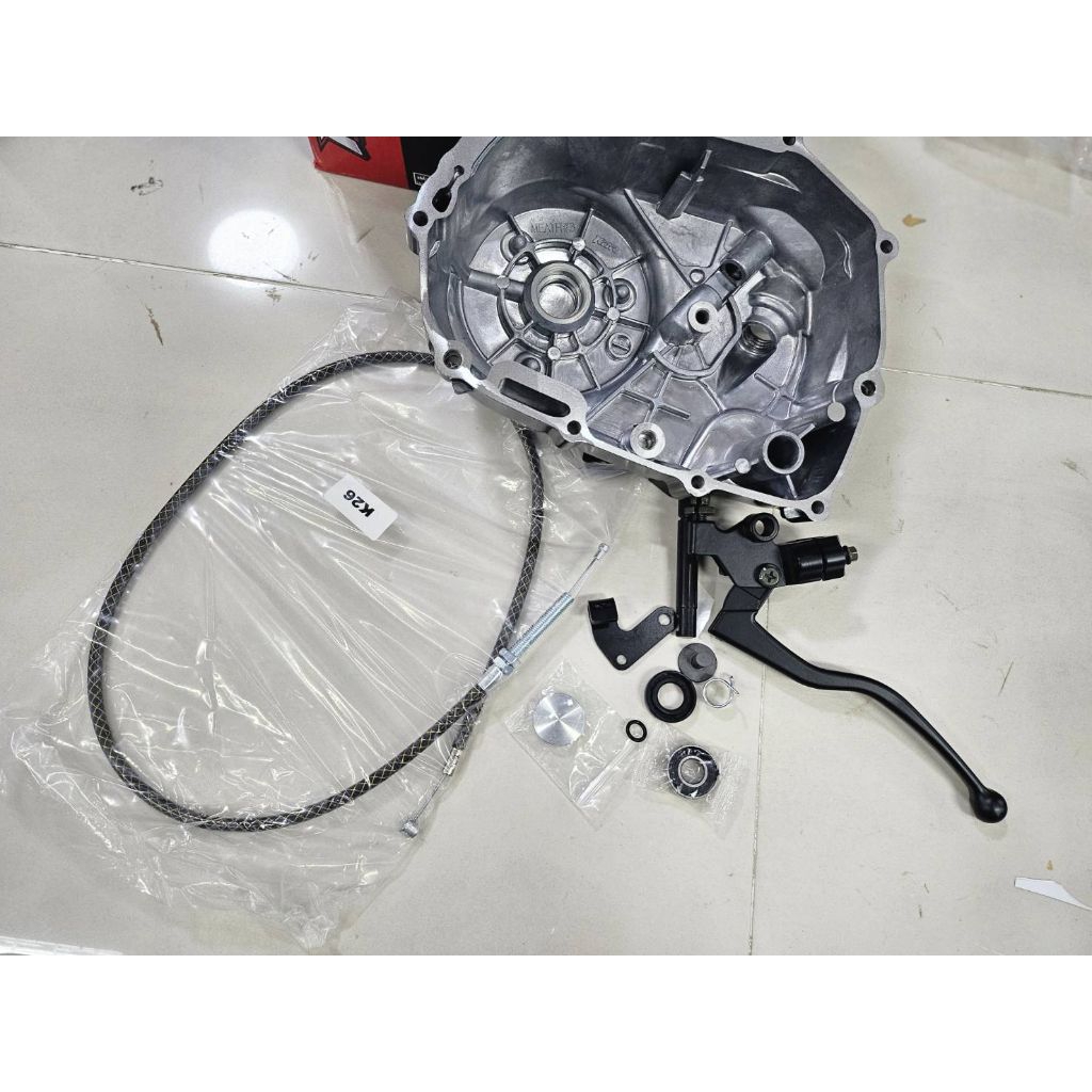 ฝาคลัชKDR ตัวหนา ไม่มีเลเซอร์ และมีเลเซอร์มีโลโก้KDRด้านในใส่กับเวฟ125ได้ทุกรุ่น ไม่มีลูกปืน