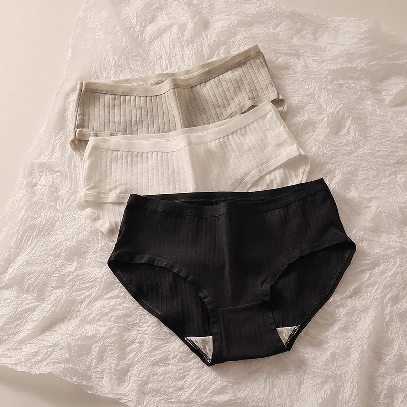 A02 กางเกงในสีพื้น ขอบยางบาง ยางยืดหยุ่น สินค้าพร้อมส่ง
