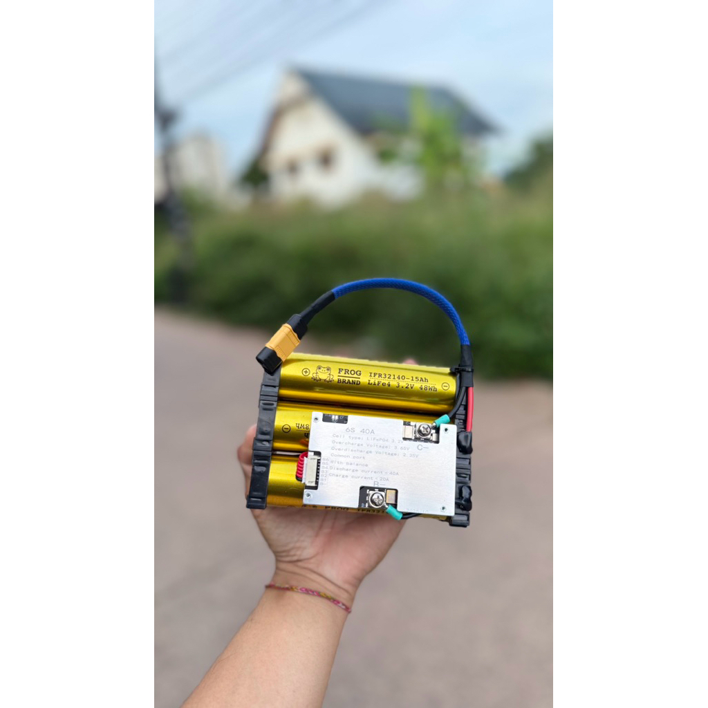 แบตเตอรี่ 6s 15 แอมป์ 21V Bms 40A พร้อมใช้งาน  พร้อมที่ชาร์จ