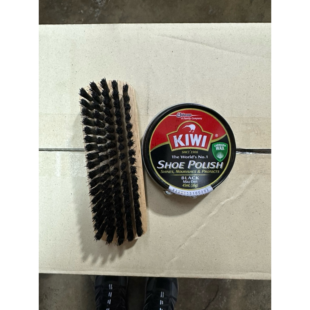 กีวี ตลับขัดรองเท้า 45มล. สีดำ Kiwi Shoe Paste Black 45ml