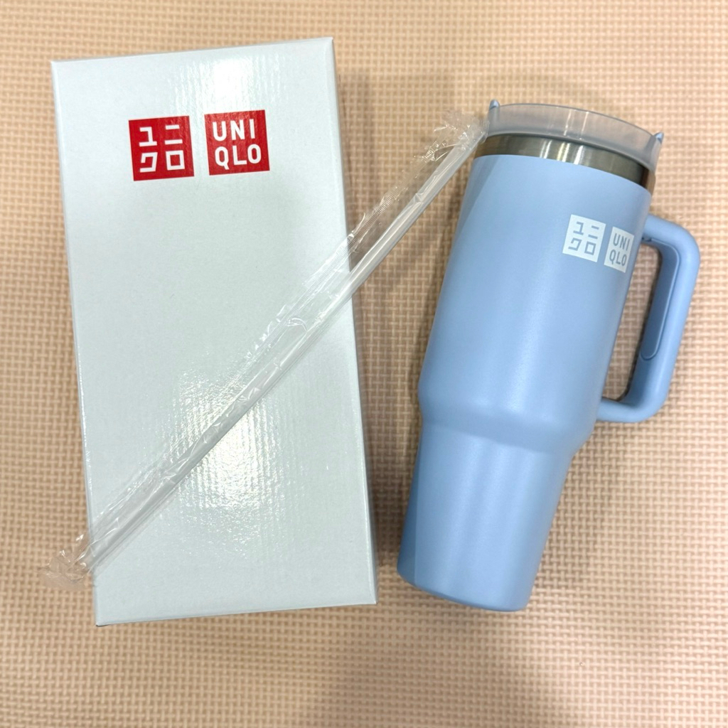 Uniqlo Stanless Blue Tumbler 40oz