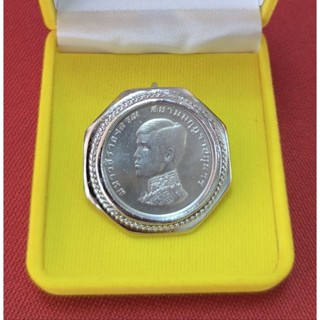 เข็มนาย เหรียญนาย เข็มกลัดเหรียญสถาปนาในหลวง ร. 10 (พร้อมกล่…