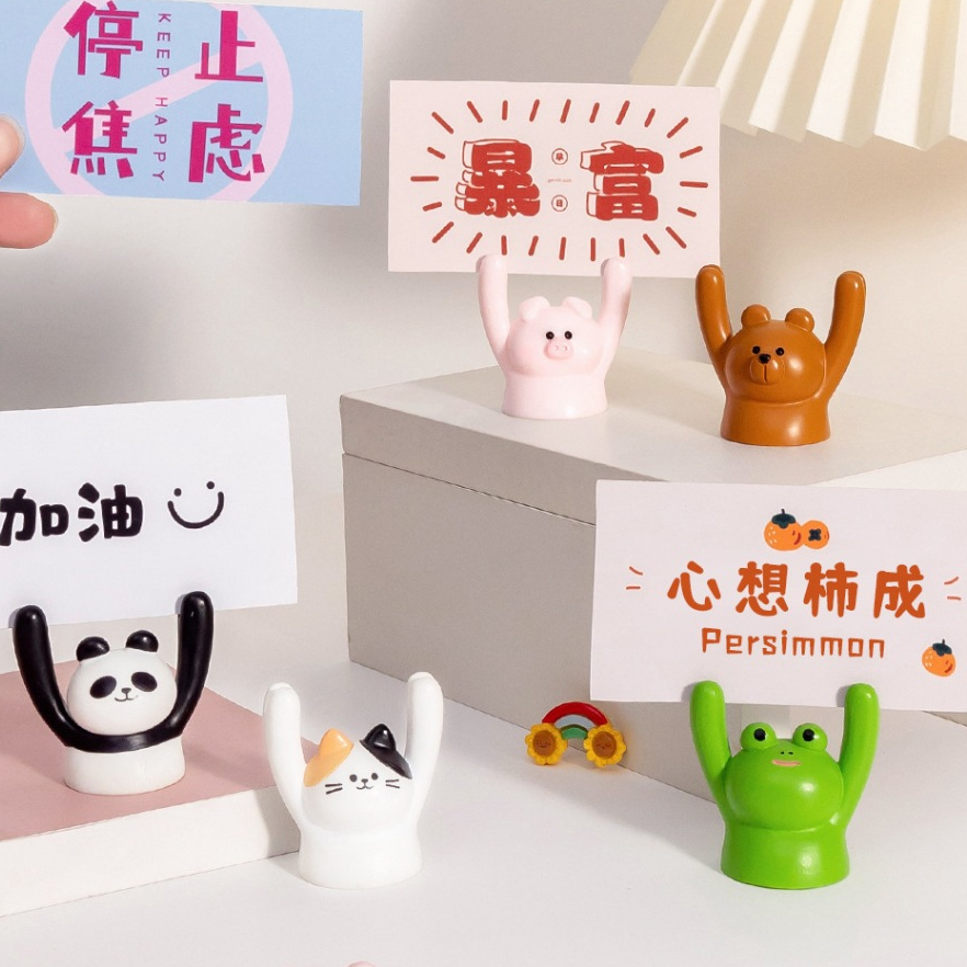 ผองเพื่อนสัตว์น่ารักชูป้าย(ราคา/1ชิ้น) ตุ๊กตาแต่งสวน จัดสวนถาด โมเดล ตกแต่งบ้าน ของสะสม พร็อพถ่ายรูป