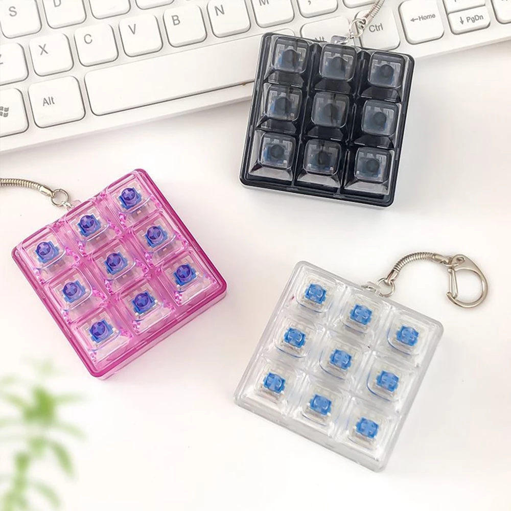 พวงกุญแจคีย์บอร์ดเรืองแสง 9 ปุ่ม LED Mini Keyboard Keychain ของเล่นไฟ LED thumbnail 10