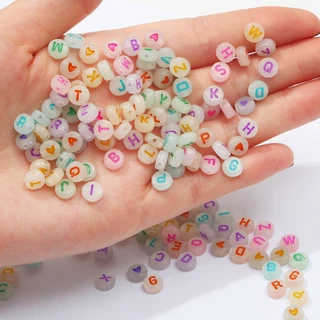 ลูกปัดตัวอักษรอะครีลิคเรืองแสง 100 ชิ้น/ล็อต สำหรับ DIY งานเครื่องประดับทำสร้อยข้อมือและสร้อยคอ