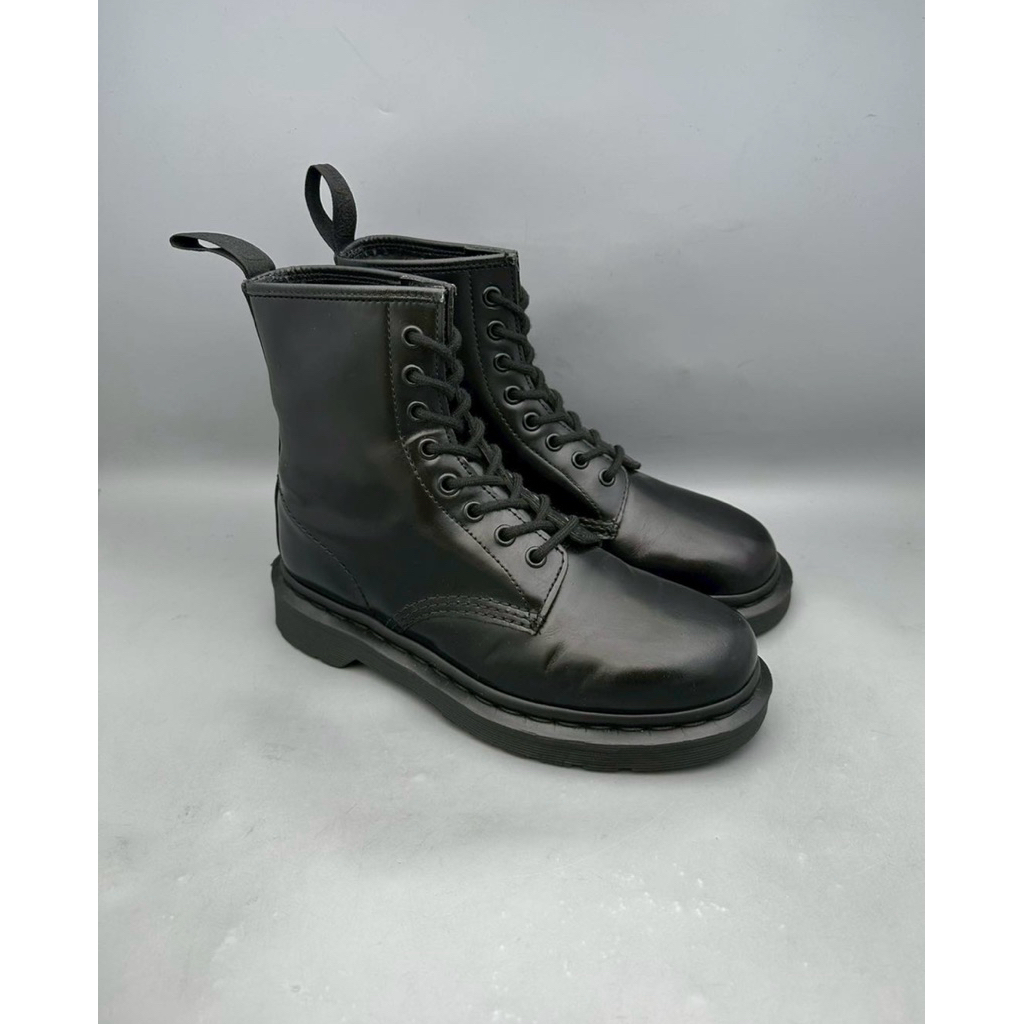 Dr. martins 1460 Mono Black size 38 5uk ความยาว 24cm.