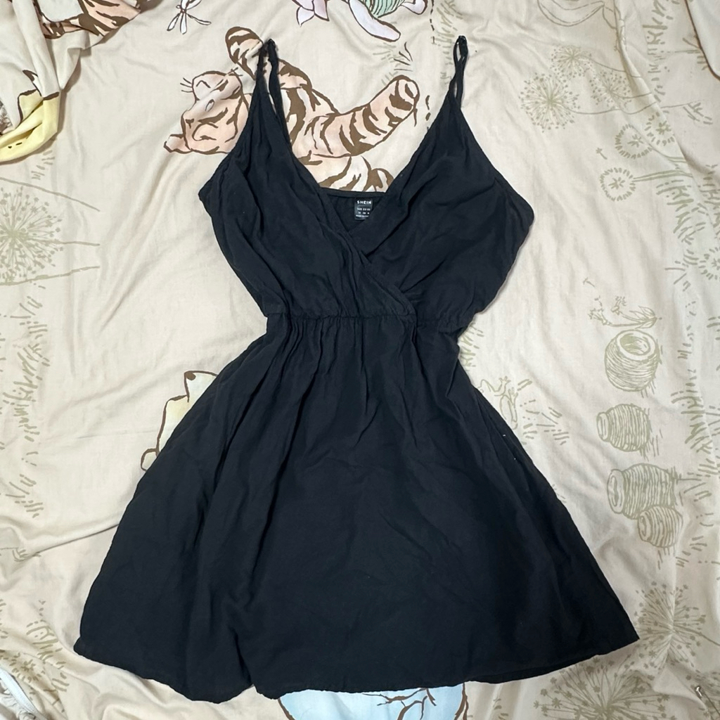 ชุดเดรส ผู้หญิง งานชีอิน Shein กระโปรงสั้น เสื้อผ้า แฟชั่น สายฝอ สายเกาหลี