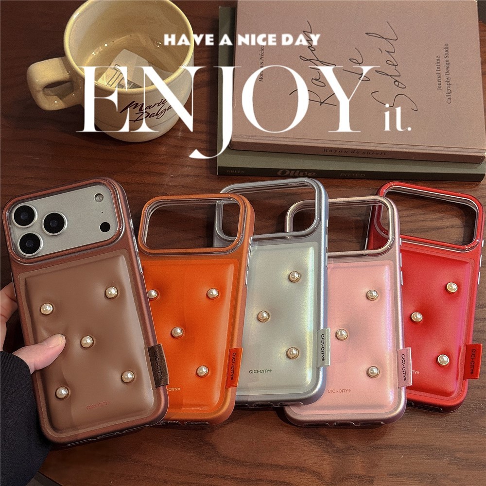 POPPhone เคส Luxury Pearl Decorated - Brown สําหรับ iPhone 17 Pro Max / 17Pro