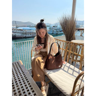 (ไม่มีจี้ห้อย) กระเป๋า suede bag รุ่น MILIE 6ช่องใช้งาน