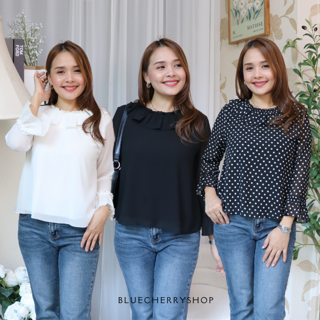 เสื้อสวยเหมือนสั่งตัด รุ่นกลมระบาย1ชั้น   มีไซส์ 38 40 42 44 46 ผลิตจากผ้าชีฟองเนื้อทราย มีซับในในตัว brand bluecherry
