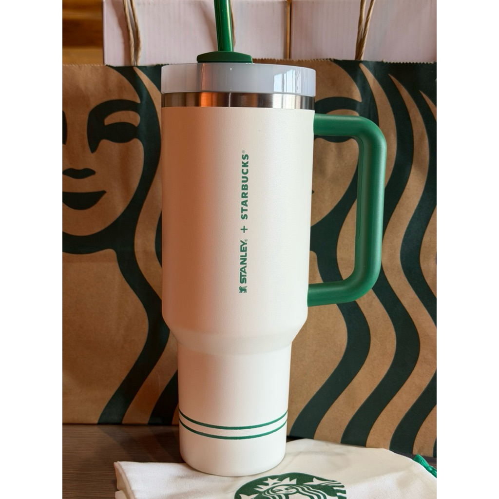 แก้ว STANLEY + STARBUCKS (40 OZ)