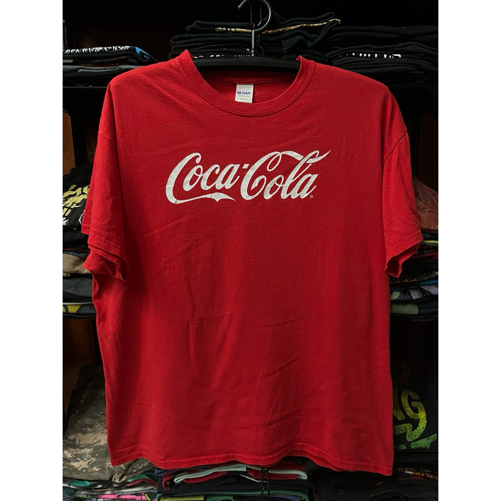 เสื้อยืดแนววินเทจ Coca-Cola งานป้าย GILDAN