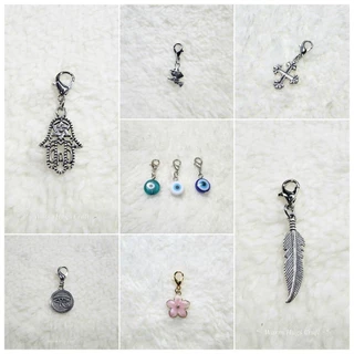 Charm >> จี้ EVIL EYE 🧿 ที่ห้อยมือถือ จี้ห้อยโทรศัพท์ จี้ห้อยกระเป๋า จี้ห้อยรองเท้า พวงกุญแจ Wicca เครื่องราง Pendant