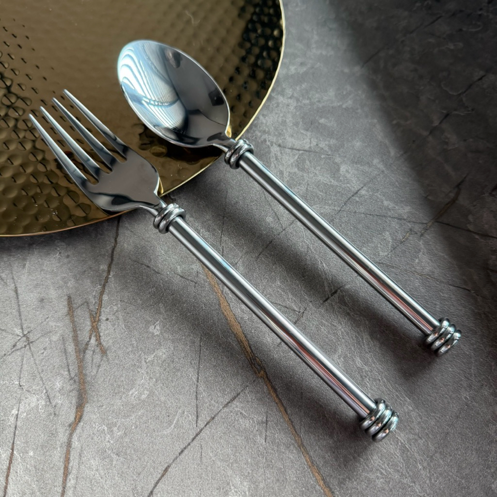 ชุดช้อนส้อมทานข้าว สแตนเลส ( Stainless 304 ) ดีไซน์พันหัวพันท้าย