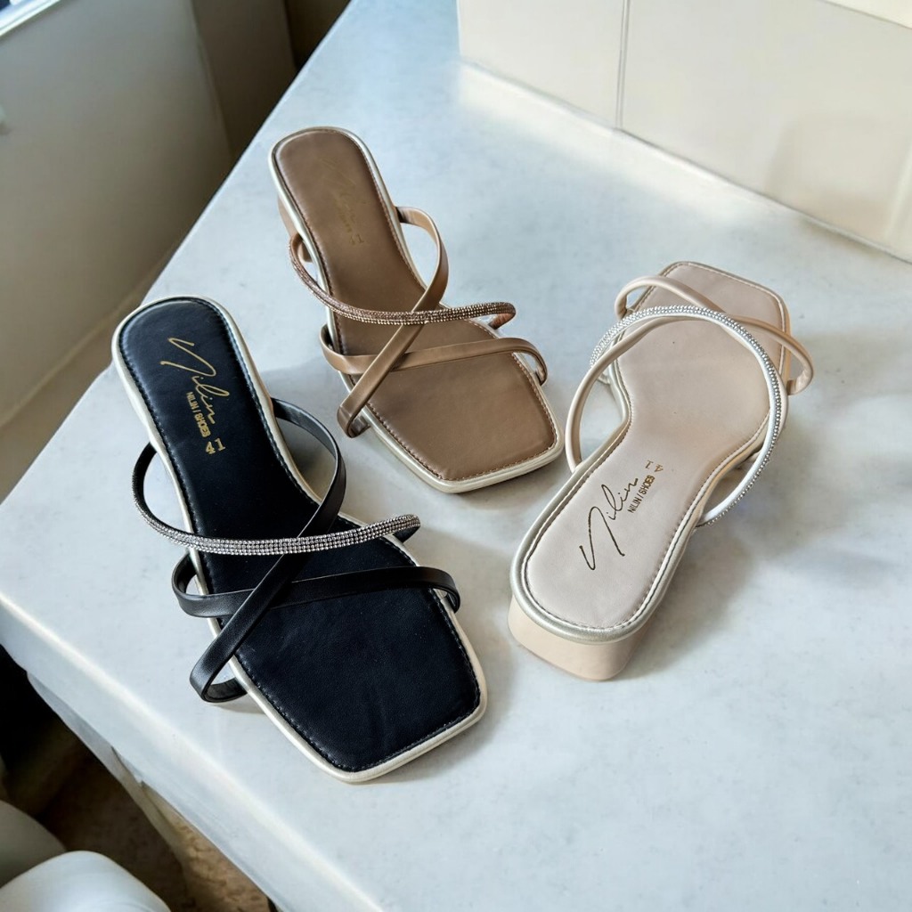 รองเท้าไซส์ใหญ่ รองเท้าส้นสูง 1.5 นิ้ว  Size 41-45 สวม3สายประดับเพชร NW-121 รองเท้าไซส์ใหญ่ รองเท้าติดแกรม