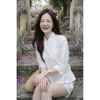 แบบเสื้อสีขาว ที่พร้อมส่ง ชุดที่1