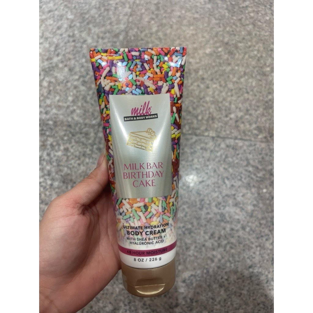 Bath & Body Works Milk Bar Birthday Cake Body Cream 226g. ของแท้