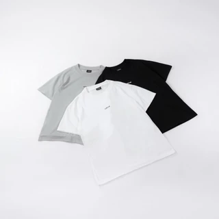 URTHE - เสื้อยืด คอกลม รุ่น SLIM FIT MINI LOGO TEE