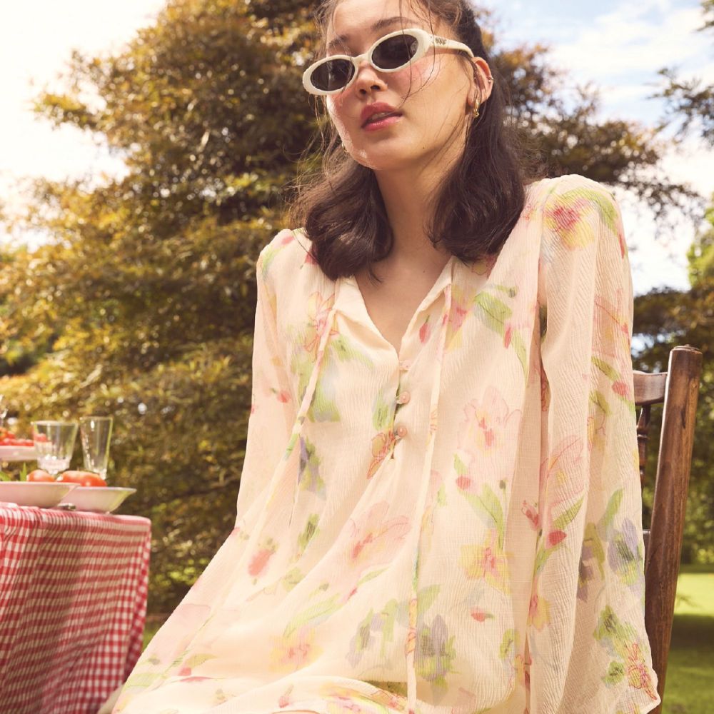 lookbooklookbook fly me to the moon